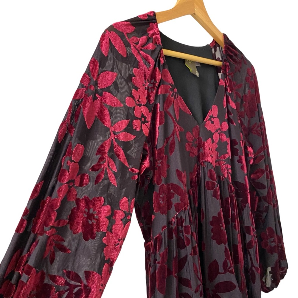 Taylor flocky velvet burnout dark floral bishop sleeve v neck whimsigoth dress 8 - Picture 6 of 12